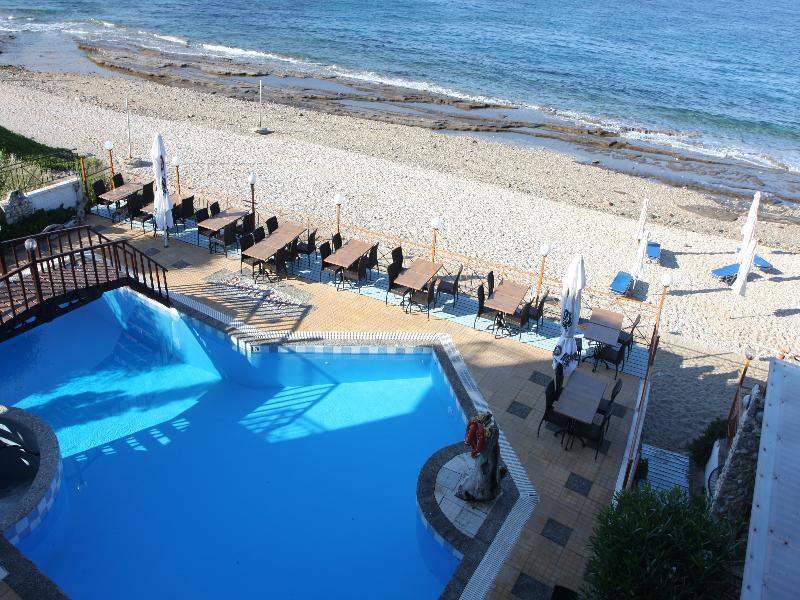 Pebble Beach Hotel Plomari Exterior foto
