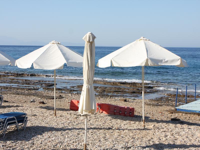 Pebble Beach Hotel Plomari Exterior foto
