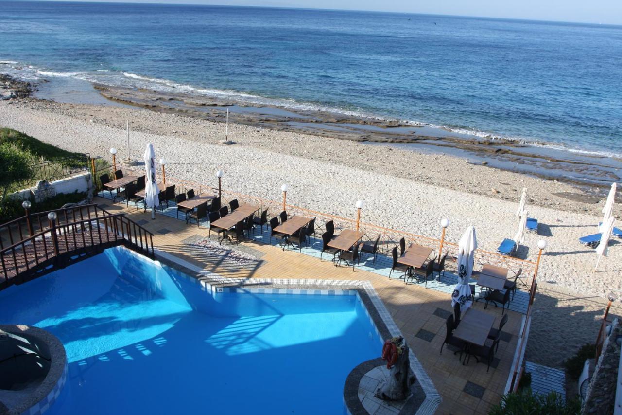 Pebble Beach Hotel Plomari Exterior foto