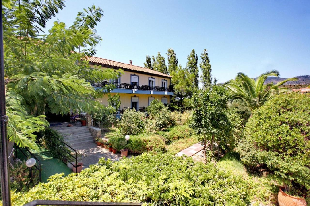 Pebble Beach Hotel Plomari Exterior foto